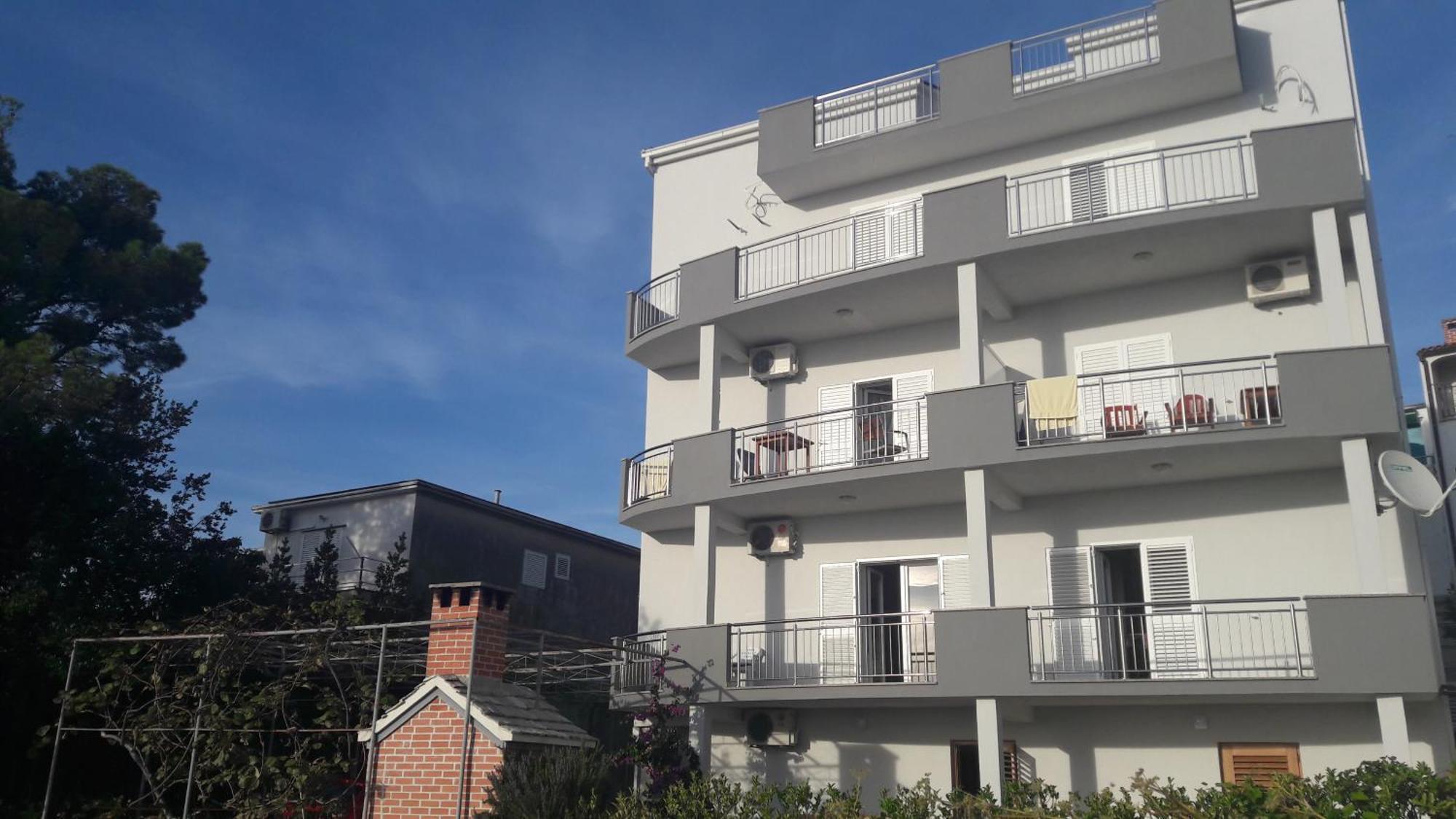 Apartments Jure Miljak Podstrana Exterior foto